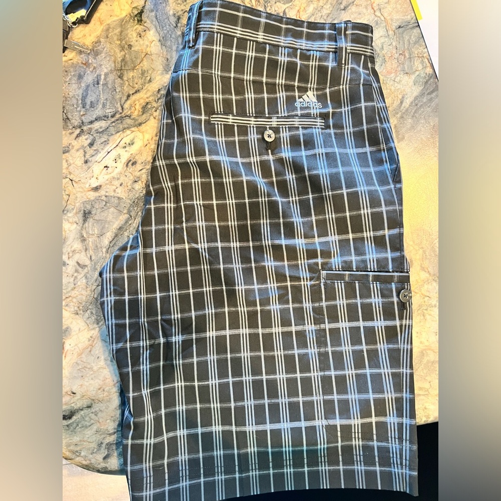 Men’s shorts - size 36 Adidas shorts. Good condition.